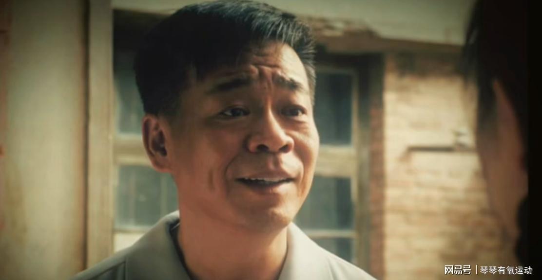 重磅消息曝出！湖人迎来引进墨菲三世的交易契机，全力辅佐东契奇'></a></li><li class='hiSlider-item td-dynamic-news-card'><a href=