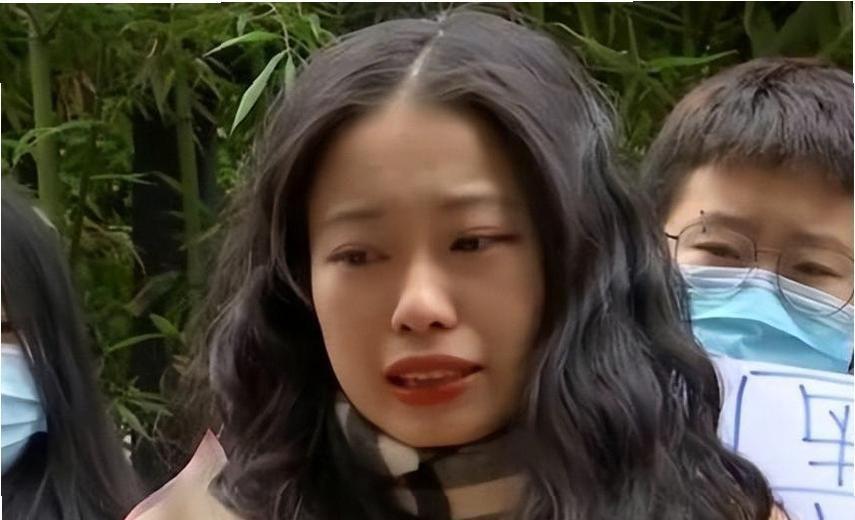 30分+36分+45分！历史首人！从二轮秀到全票FMVP，布伦森逆天改命'></a></li></ul></div></div><div class=