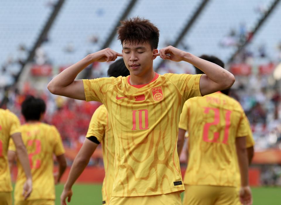 官方！阿森纳抽签晋级，中国女足2'></a></li><li class='hiSlider-item td-dynamic-news-card'><a href=
