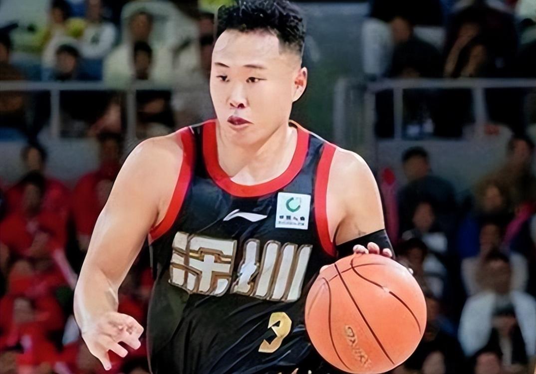 辽宁本钢官方：功勋旧将谢里夫'></a></li><li class='hiSlider-item td-dynamic-news-card'><a href=